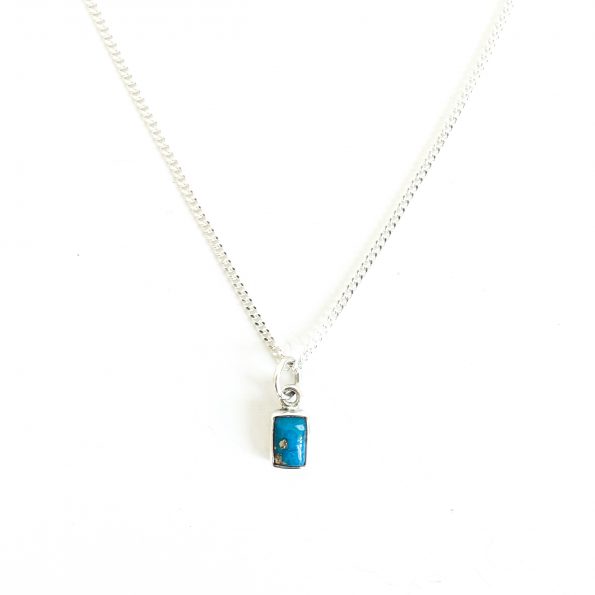 Turquoise gold veins necklace