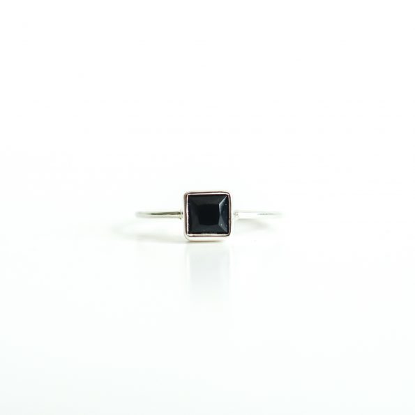 Black onyx square