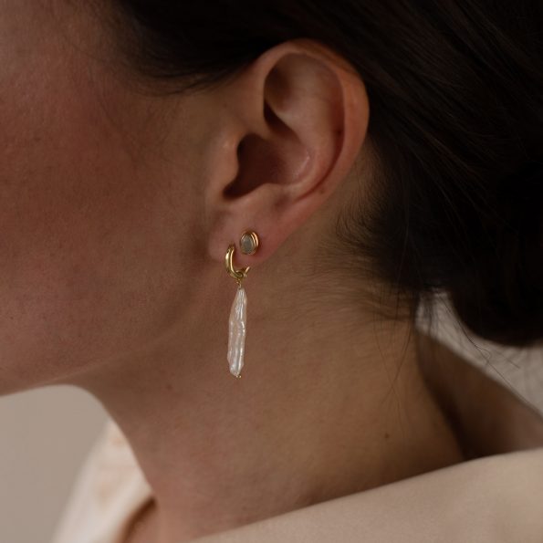 rainbiw moonstone earring gold